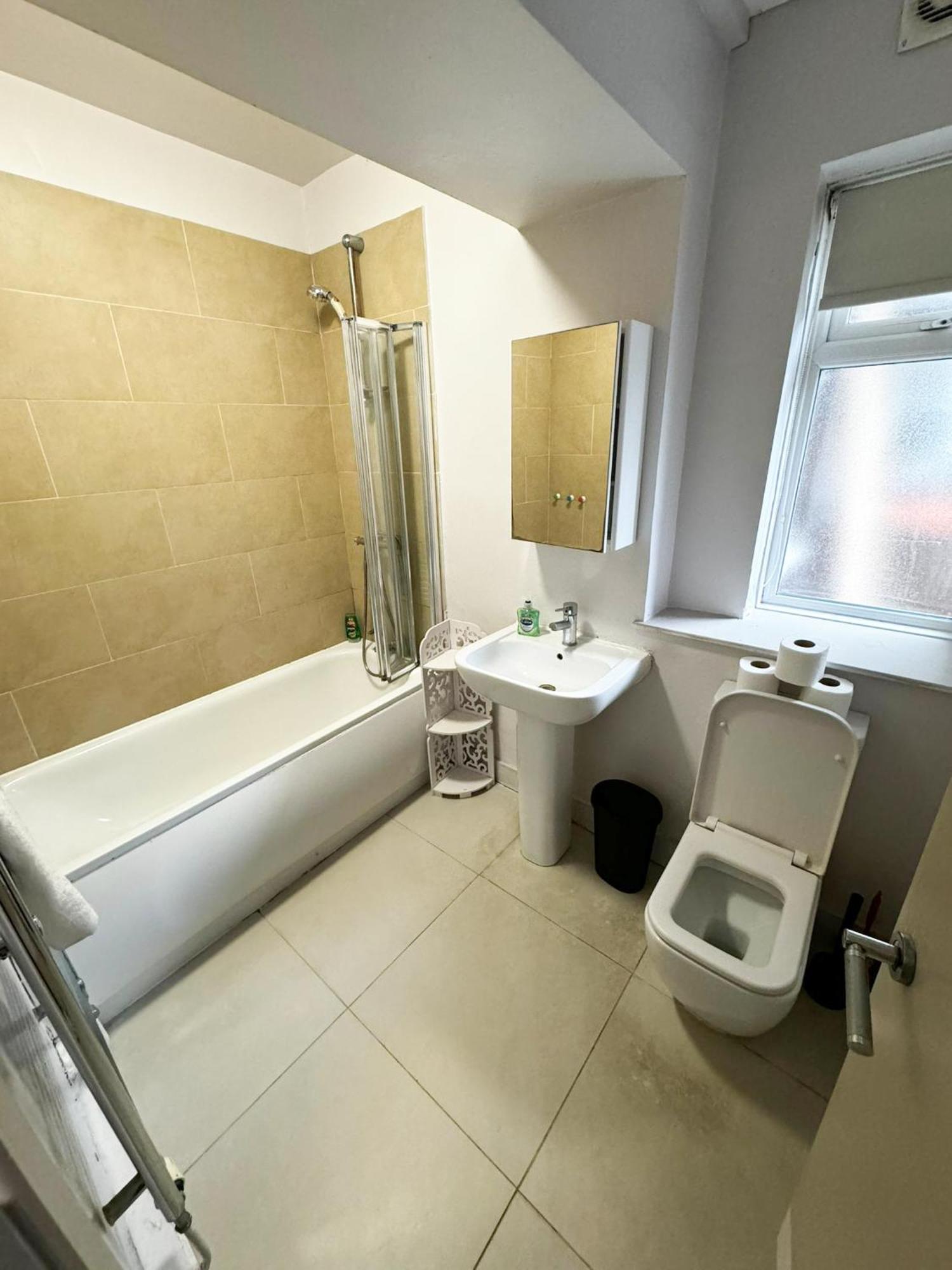 Cricklewood Apartment Лондон Екстериор снимка